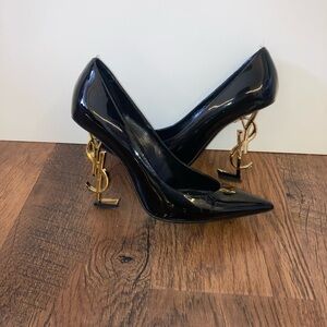 YSL OPYUM PUMPS